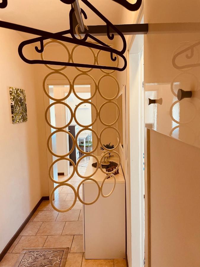 Casa Amelie Διαμέρισμα Πεσκιέρα ντελ Γκάρντα Εξωτερικό φωτογραφία