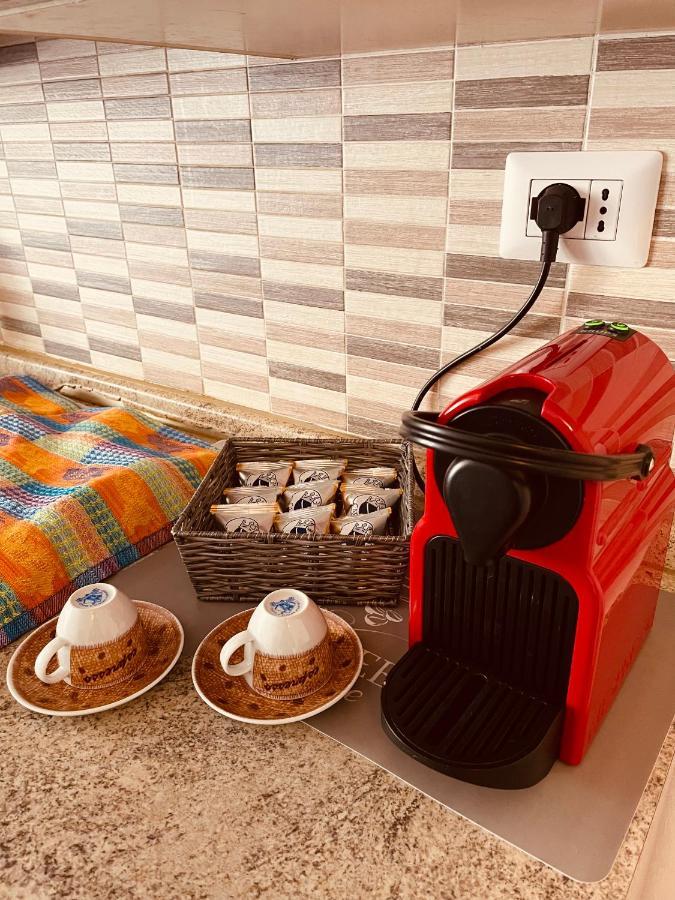 Casa Amelie Διαμέρισμα Πεσκιέρα ντελ Γκάρντα Εξωτερικό φωτογραφία