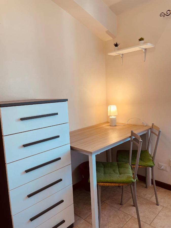 Casa Amelie Διαμέρισμα Πεσκιέρα ντελ Γκάρντα Εξωτερικό φωτογραφία